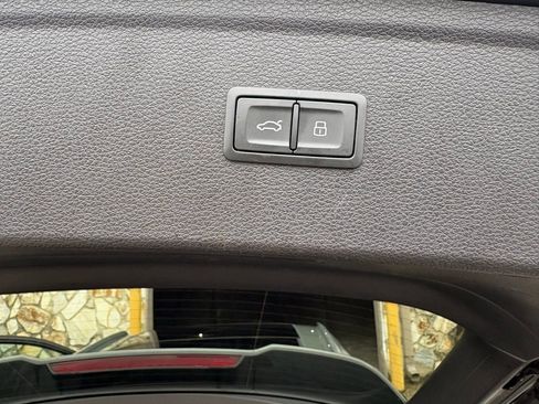 Used 2023 Audi Q5 2.0T Premium Plus image 16