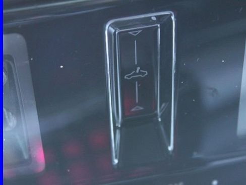 Used 2024 Volkswagen GTI SE image 25