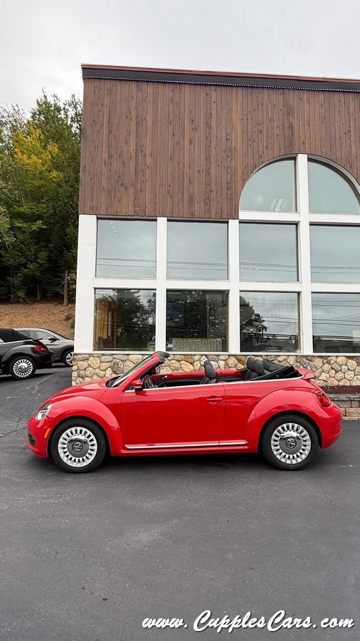 Used 2014 Volkswagen Beetle 1.8T FWD image 31
