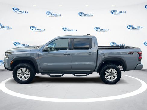 Used 2023 Nissan Frontier PRO-4X w/ Pro Convenience Package image 2