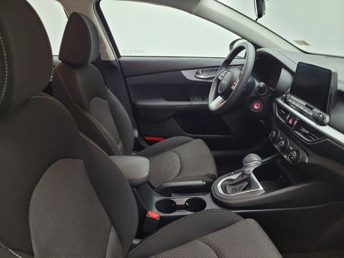 Used 2024 Kia Forte LXS image 21