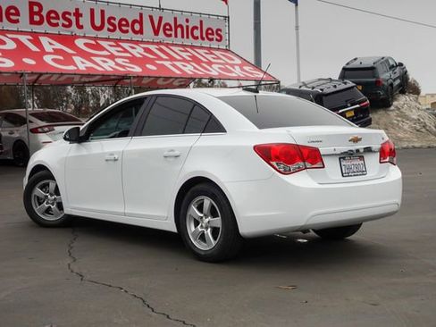 Used 2015 Chevrolet Cruze LT w/ Technology Package image 9
