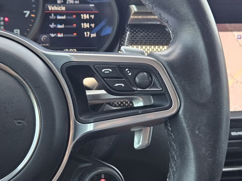 Used 2021 Porsche Macan GTS AWD/4WD image 27
