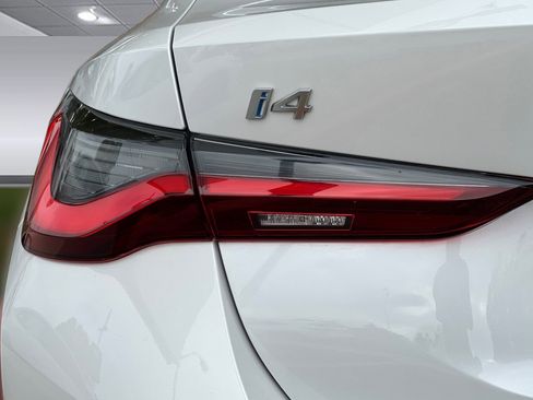 Used 2024 BMW i4 eDrive35 w/ Premium Package image 11
