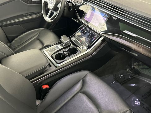 Used 2022 Audi Q8 Premium Plus w/ Premium Plus Package image 15