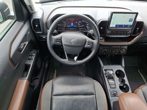 Used 2024 Ford Bronco Sport Outer Banks AWD/4WD image 12