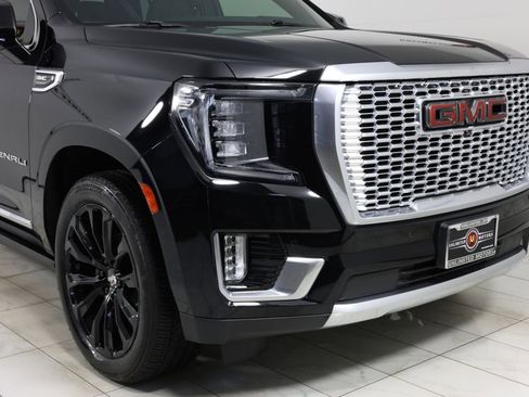 Used 2021 GMC Yukon Denali w/ Denali Premium Package AWD/4WD image 38
