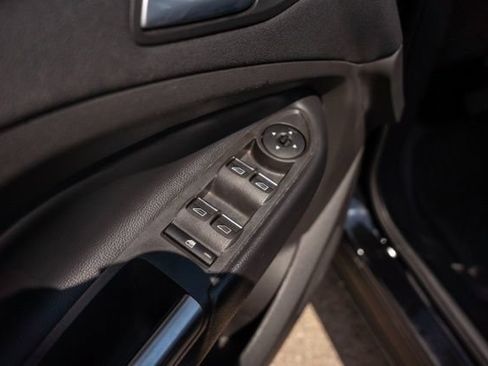 Used 2019 Ford Escape SEL AWD/4WD image 13