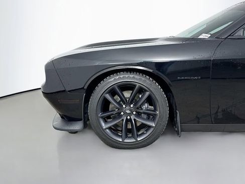Used 2022 Dodge Challenger R/T w/ Plus Package image 29