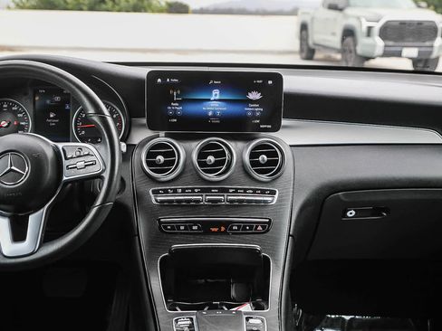 Used 2022 Mercedes-Benz GLC 300 4MATIC Coupe image 12