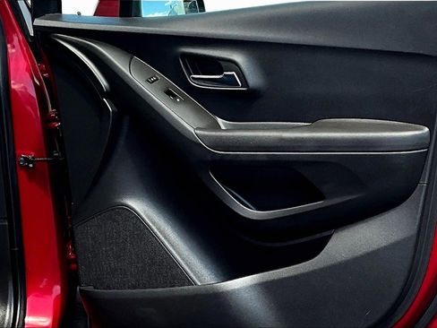 Used 2015 Chevrolet Trax LS w/ LPO, Cargo Package image 16