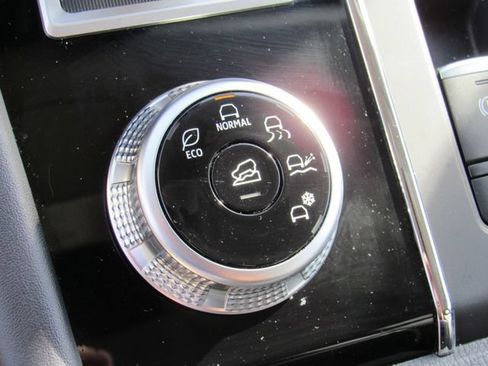 Used 2023 Mitsubishi Outlander SE FWD image 29