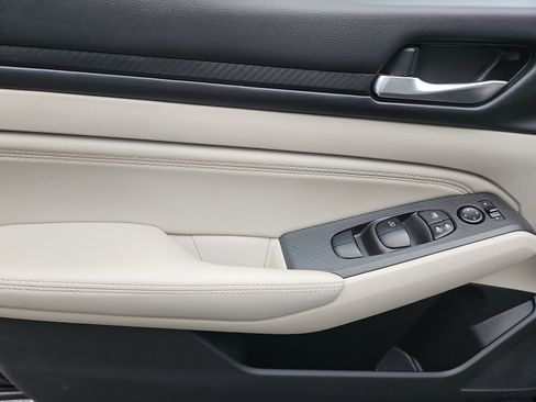 Certified 2020 Nissan Altima 2.5 S image 11