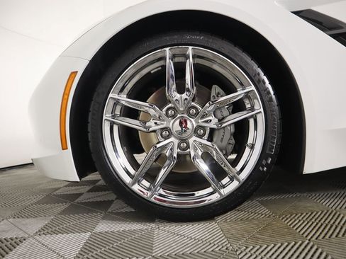 Used 2019 Chevrolet Corvette Stingray Convertible w/ 1LT image 33