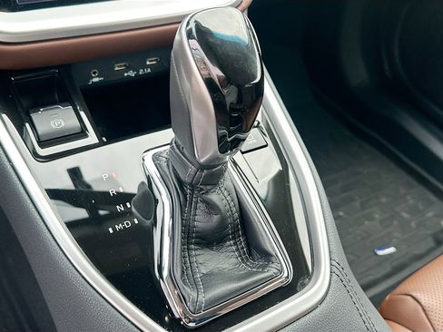 Used 2022 Subaru Outback Touring XT image 17