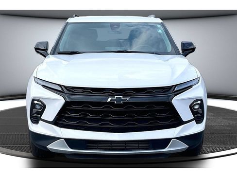 Used 2024 Chevrolet Blazer LT w/ Convenience Package AWD/4WD image 4