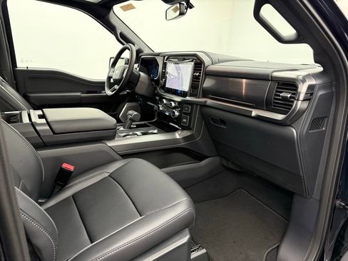 New 2025 Ford F150 Lariat w/ Equipment Group 502A High image 32