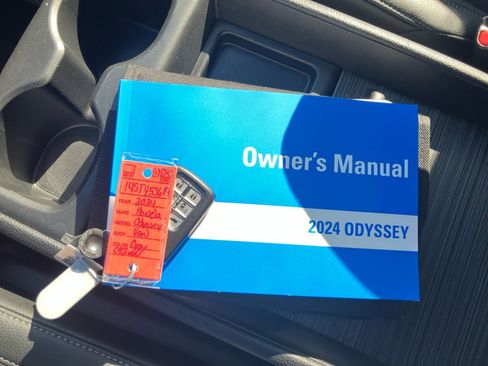 Certified 2024 Honda Odyssey EX-L image 34