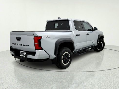 Used 2024 Toyota Tacoma TRD Off-Road w/ TRD Off Road Upgrade Package AWD/4WD image 9