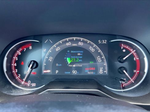 Used 2025 Toyota RAV4 XLE Premium FWD image 25