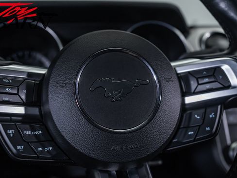 Used 2023 Ford Mustang GT RWD image 29