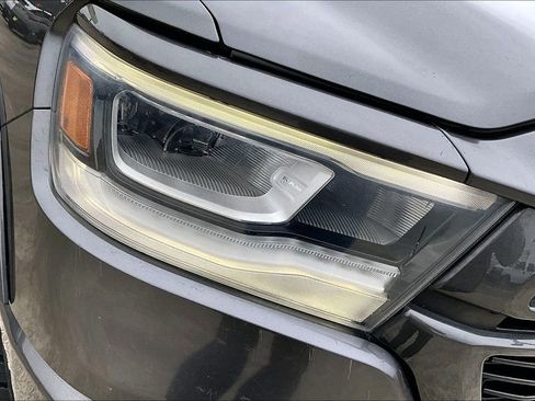 Used 2019 RAM 1500 Laramie image 29