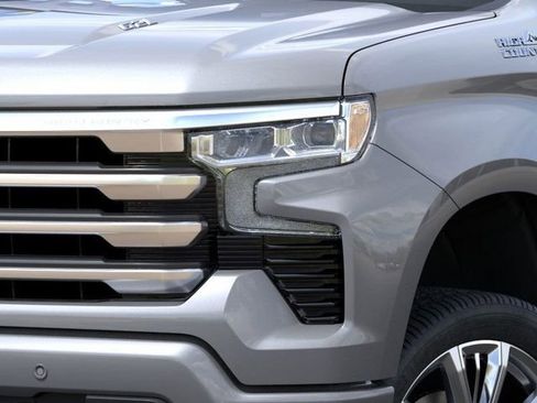 New 2025 Chevrolet Silverado 1500 High Country image 10
