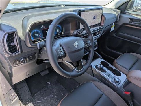 New 2025 Ford Bronco Sport Outer Banks w/ Outer Banks Tech Package+ image 3