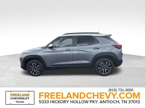 Used 2021 Chevrolet TrailBlazer ACTIV w/ Technology Package AWD/4WD image 6