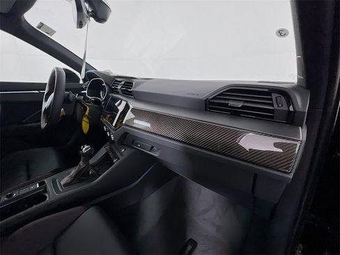 New 2025 Audi Q3 2.0T Premium Plus image 30