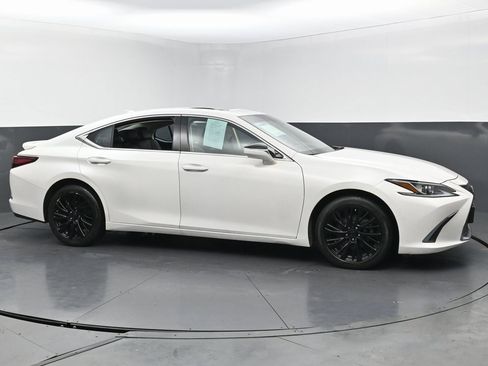 Used 2020 Lexus ES 350 w/ Premium Package image 6