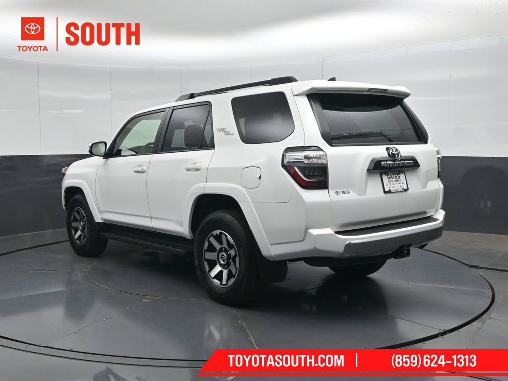 Used 2022 Toyota 4Runner TRD Off-Road Premium w/ Moonroof Package AWD/4WD image 8