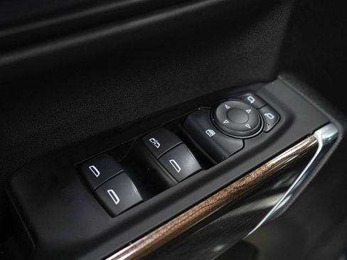 Used 2019 Chevrolet Silverado 1500 RST w/ All-Star Edition AWD/4WD image 22