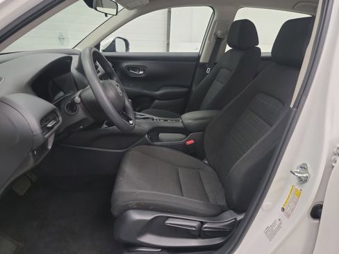 Certified 2025 Honda HR-V LX image 12