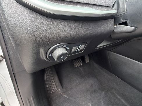 Used 2024 Jeep Compass Latitude AWD/4WD image 25