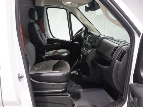 Used 2023 RAM ProMaster 3500 w/ Safety Group FWD image 19