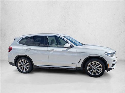 Used 2018 BMW X3 xDrive30i AWD/4WD image 4