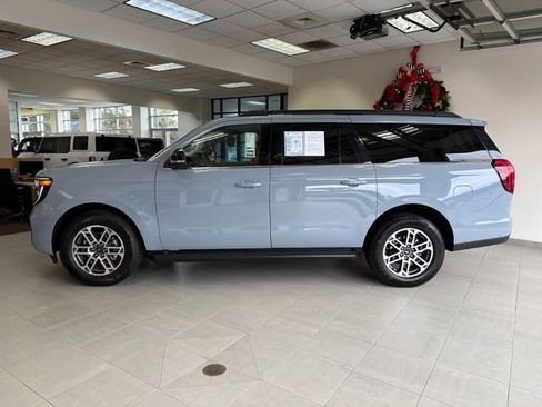Used 2025 Ford Expedition Max Active image 5