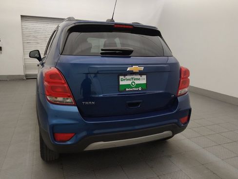 Used 2020 Chevrolet Trax LT FWD image 6