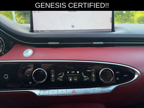 Used 2023 Genesis GV70 2.5T w/ Sport Prestige Package AWD/4WD image 8