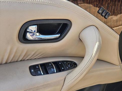Used 2018 Nissan Armada Platinum AWD/4WD image 7