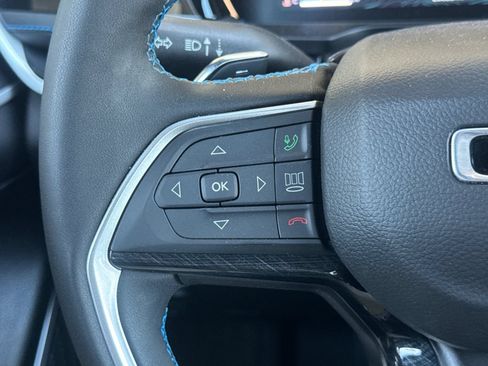 Used 2023 Jeep Grand Cherokee Trailhawk w/ Advanced Protech Group II AWD/4WD image 28
