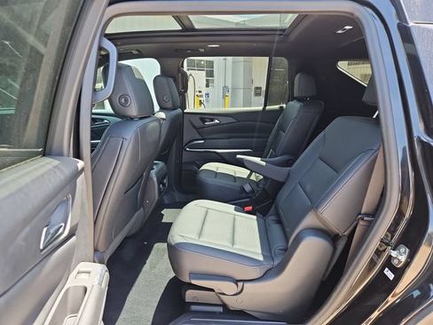 Certified 2024 Chevrolet Traverse LT FWD image 26