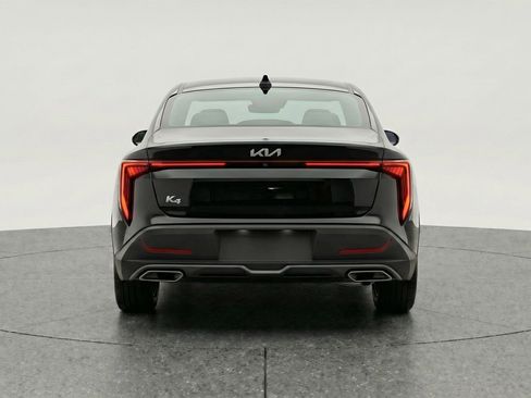 Used 2025 Kia K4 FWD image 7