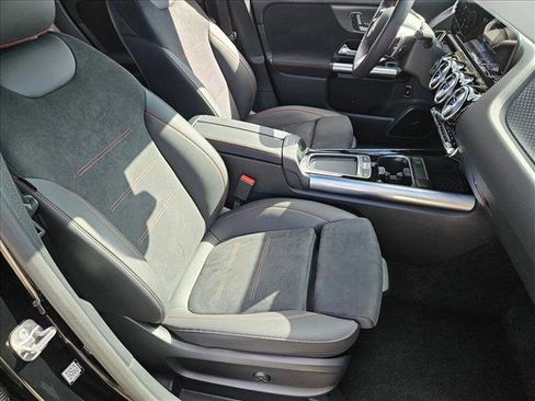 Used 2025 Mercedes-Benz GLA 250 image 20