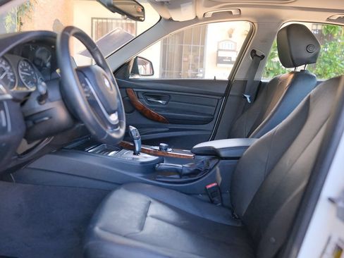Used 2014 BMW 328i Sedan w/ Premium Package RWD image 12