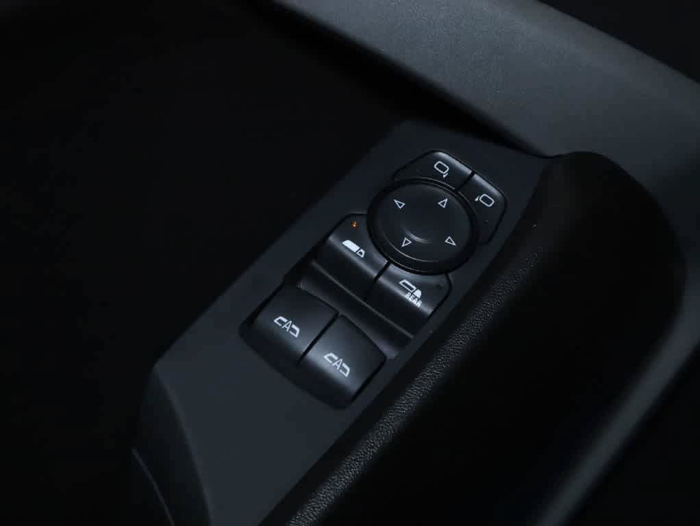 Used 2022 Chevrolet Camaro LT RWD image 16