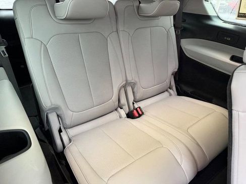 Used 2022 Jeep Grand Cherokee L Overland image 14