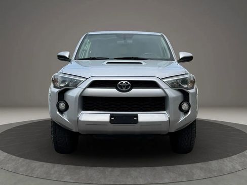 Used 2015 Toyota 4Runner Trail AWD/4WD image 2