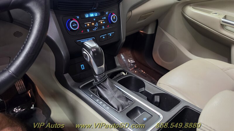 Used 2019 Ford Escape SEL FWD image 21